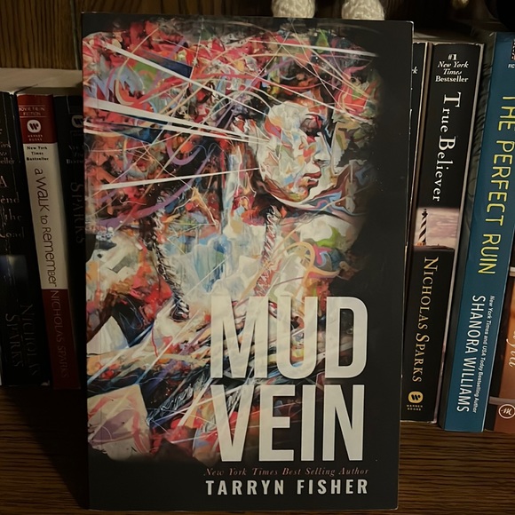 Mud vein by Tarryn fisher - Picture 1 of 1